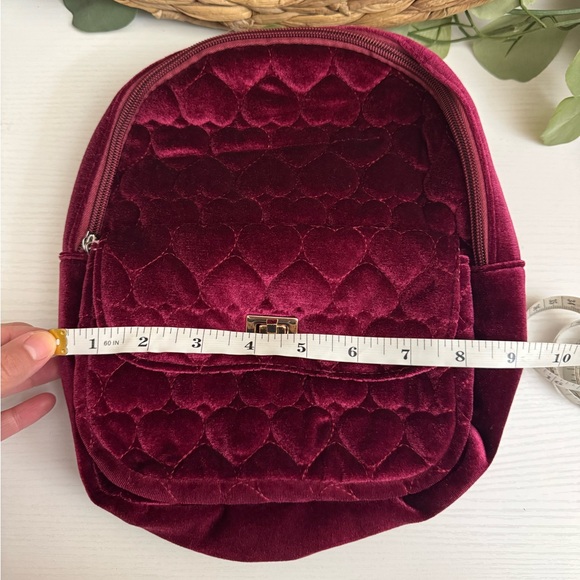 🆕 Girl Backpack 🎒 - Picture 8 of 9